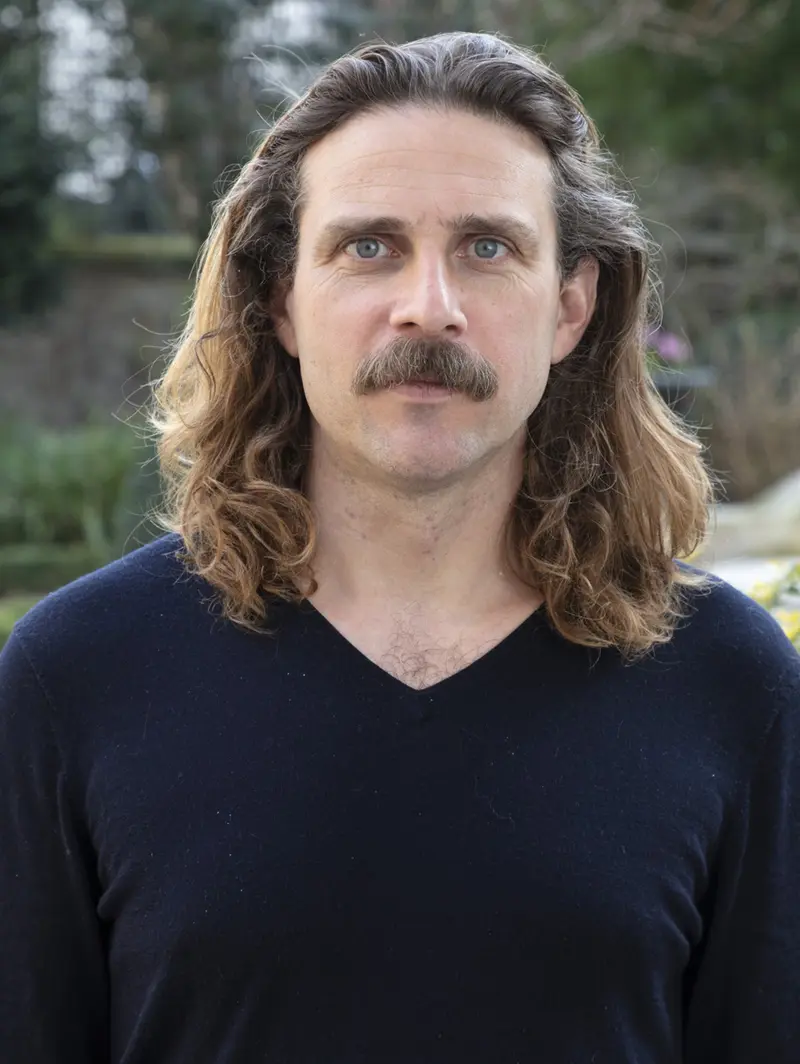 Portrait officiel Aurélien Bellanger, écrivain français